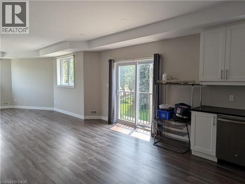 320 WATERLOO Street Unit# 2 , New Hamburg, Ontario N3A 1T6 4