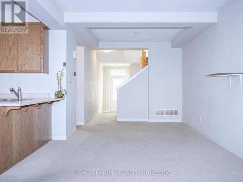 618 ALLIED MEWS E , Ottawa, Ontario K2S 3A2 5