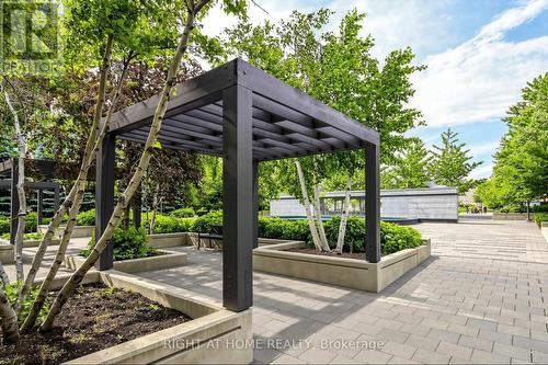 109 - 225 Sherway Gardens Road, Toronto, ON - Outdoor