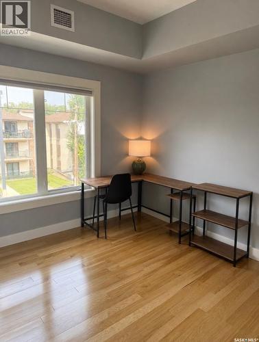 305 721 8Th Street E, Saskatoon, SK - Indoor