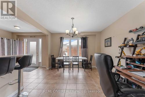 575 Victoria Road N, Guelph, ON - Indoor