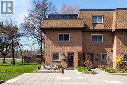 7 - 20 HAINFORD STREET Toronto, ON M1E 4X8