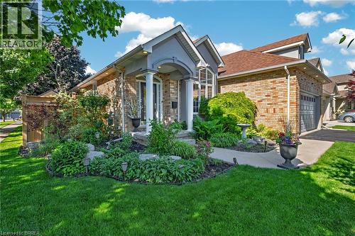 62 VARLEY Crescent  Brantford, ON N3R 7Z7