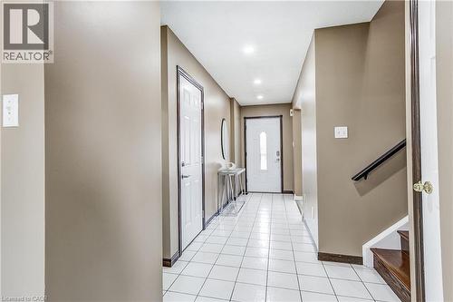 357 Acadia Drive, Hamilton, ON - Indoor Photo Showing Other Room