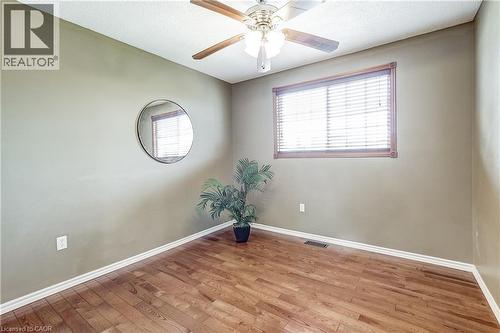 357 Acadia Drive, Hamilton, ON - Indoor Photo Showing Other Room