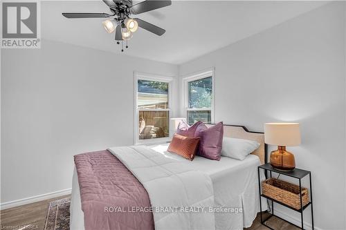74 Eighth Avenue, Brantford, ON - Indoor Photo Showing Bedroom