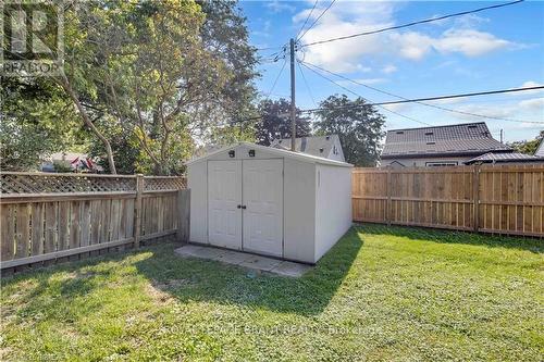 74 Eighth Avenue, Brantford, ON - Outdoor