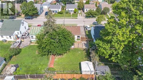 74 Eighth Avenue, Brantford, ON - Outdoor