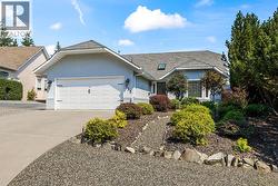 735 Nahanni Place Kelowna, BC V1V 1N5