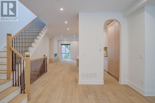 37 Wesley Avenue, Mississauga, ON - Indoor Photo Showing Other Room