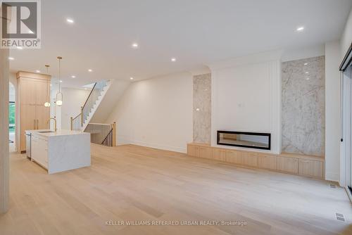 37 Wesley Avenue, Mississauga, ON - Indoor With Fireplace