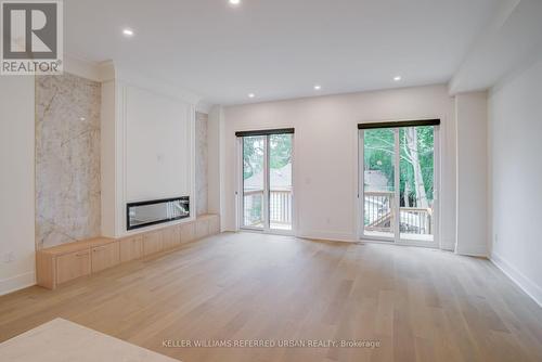 37 Wesley Avenue, Mississauga, ON - Indoor With Fireplace
