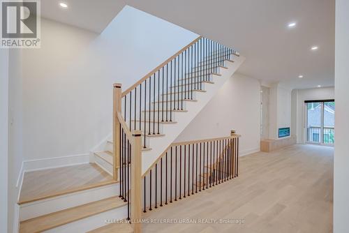 37 Wesley Avenue, Mississauga, ON - Indoor Photo Showing Other Room