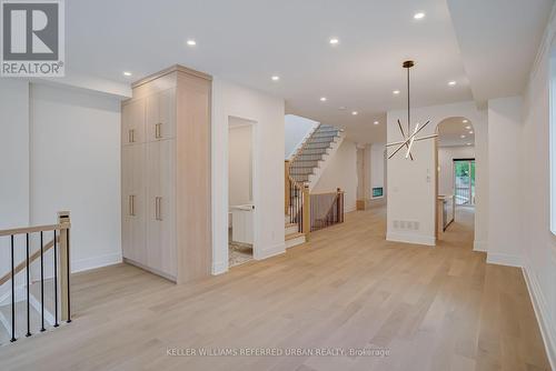 37 Wesley Avenue, Mississauga, ON - Indoor Photo Showing Other Room