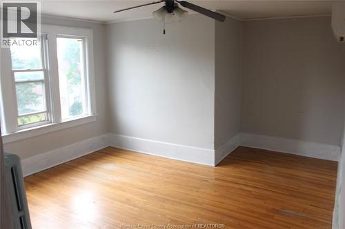 224 CALIFORNIA Unit# 5 , Windsor, Ontario N9B 2Y5 3