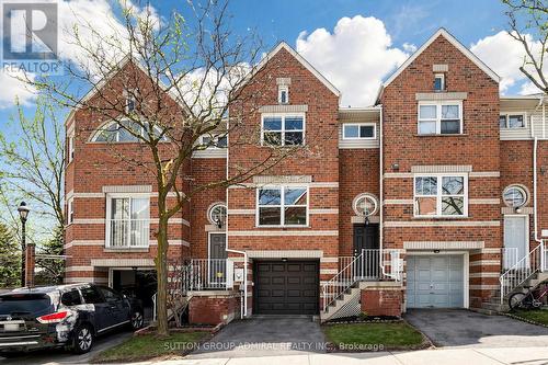 48 - 52 BRANDY LANE WAY  Newmarket, ON L3Y 8P7