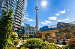 101 - 373 FRONT STREET W Toronto, ON M5V 3R7