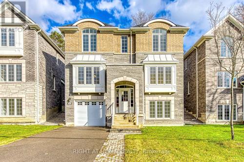 2577 ISLINGTON AVENUE , Toronto, Ontario M9V 4A2 3