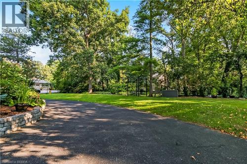 19 Oakley Road, Brantford, ON - Outdoor