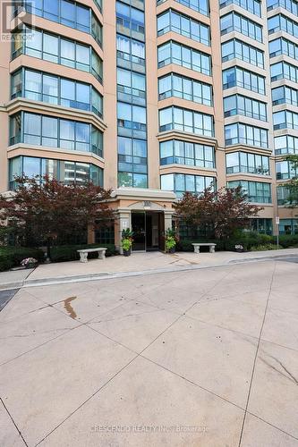 201 - 100 Millside Drive, Milton, ON - Outdoor