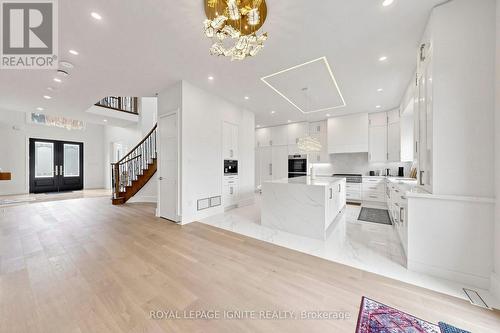 26 Devondale Avenue, Toronto, ON - Indoor Photo Showing Other Room