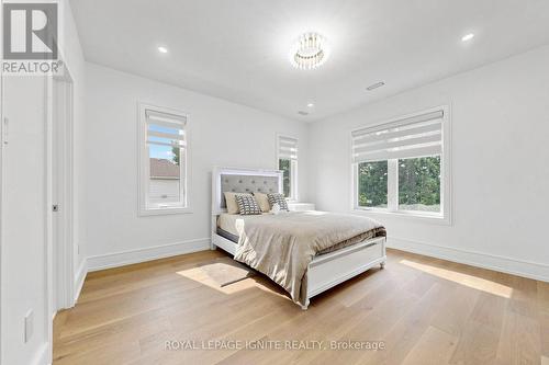 26 Devondale Avenue, Toronto, ON - Indoor Photo Showing Bedroom