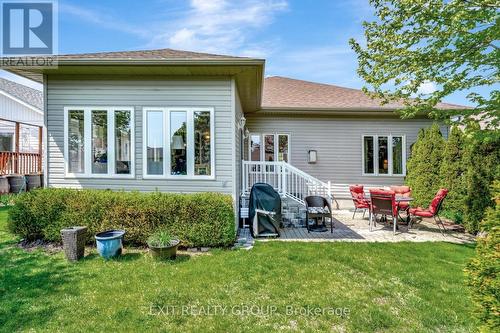 12 Aletha Drive, Prince Edward County (Wellington), ON - Outdoor