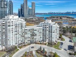 607 - 2261 LAKE SHORE BOULEVARD W Toronto, ON M8V 3X1