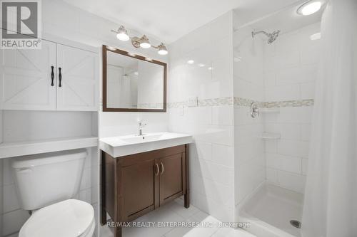 607 - 2261 Lake Shore Boulevard W, Toronto, ON - Indoor Photo Showing Bathroom