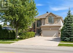 575 STONEHENGE DRIVE  Hamilton, ON L9K 1T4