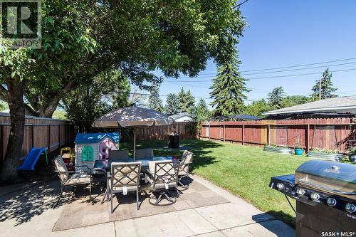 401 R Avenue N, Saskatoon, SK - Outdoor With Backyard