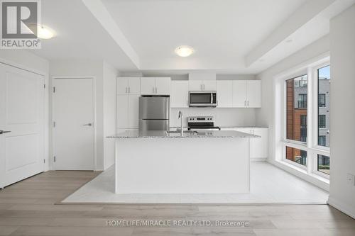 20 - 30 Liben Way, Toronto, ON - Indoor Photo Showing Kitchen