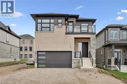 451 BENNINGER Street  Kitchener, ON N2E 0J8