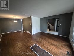 Family and Living rooms - 