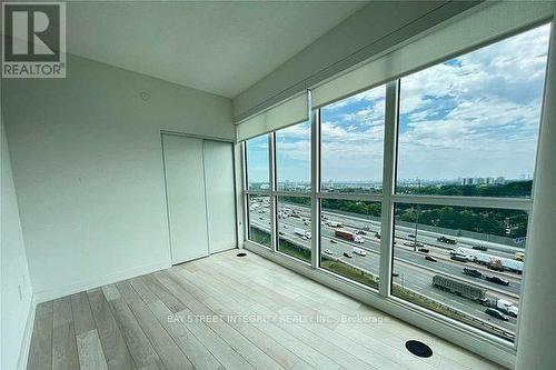 303 - 117 Mcmahon Drive, Toronto, ON - Indoor Photo Showing Other Room