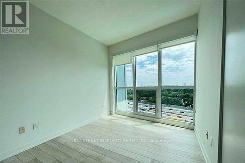 303 - 117 Mcmahon Drive, Toronto, ON - Indoor Photo Showing Other Room
