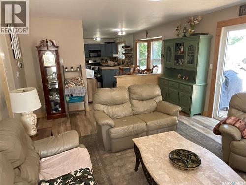 2018 8Th Street, Rosthern, SK - Indoor Photo Showing Living Room