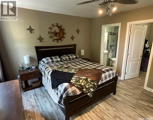 2018 8Th Street, Rosthern, SK - Indoor Photo Showing Bedroom