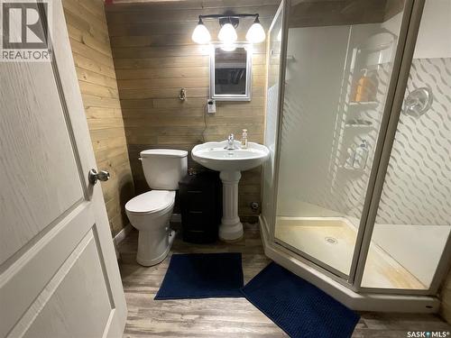 2018 8Th Street, Rosthern, SK - Indoor Photo Showing Bathroom