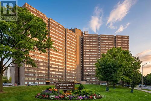 1810 - 11 Wincott Drive, Toronto, ON - Outdoor