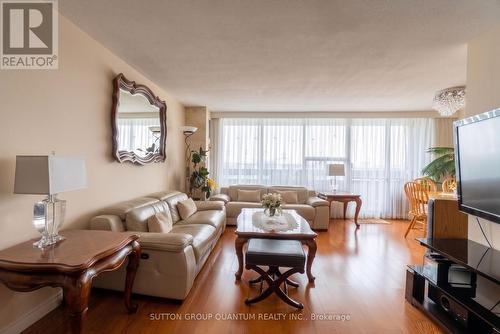 1810 - 11 Wincott Drive, Toronto, ON - Indoor Photo Showing Living Room