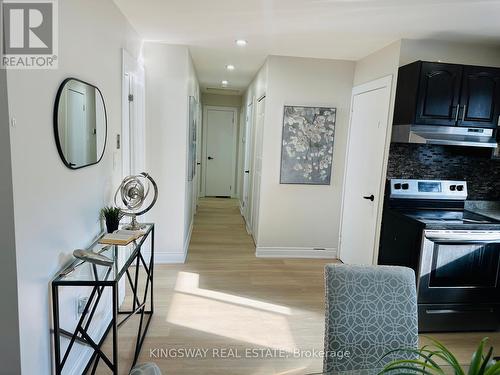 35 Silver Aspen Crescent, Kitchener, ON - Indoor Photo Showing Other Room