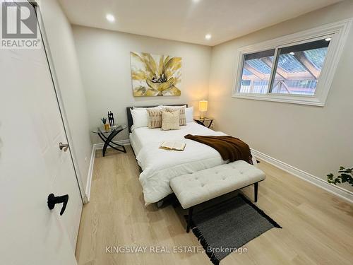 35 Silver Aspen Crescent, Kitchener, ON - Indoor Photo Showing Bedroom