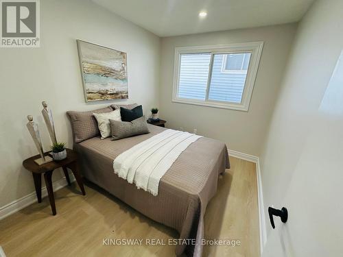 35 Silver Aspen Crescent, Kitchener, ON - Indoor Photo Showing Bedroom
