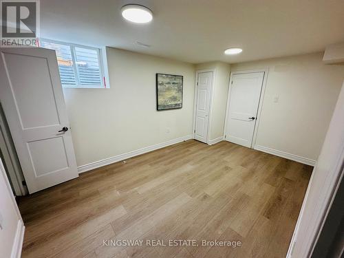35 Silver Aspen Crescent, Kitchener, ON - Indoor Photo Showing Other Room