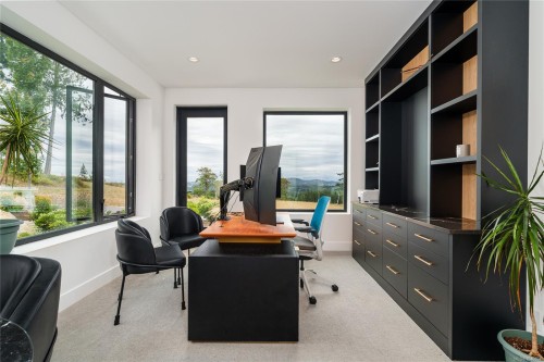 3300 Ferguson Rd, Nanaimo, BC 