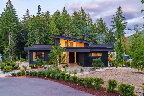 3300 Ferguson Rd, Nanaimo, BC 