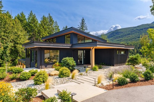3300 Ferguson Rd, Nanaimo, BC 