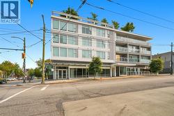 2502 FRASER STREET  Vancouver, BC V5T 3V4