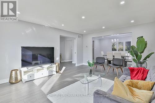 77 BRIARWOOD ROAD , Markham, Ontario L3R 2W8 5